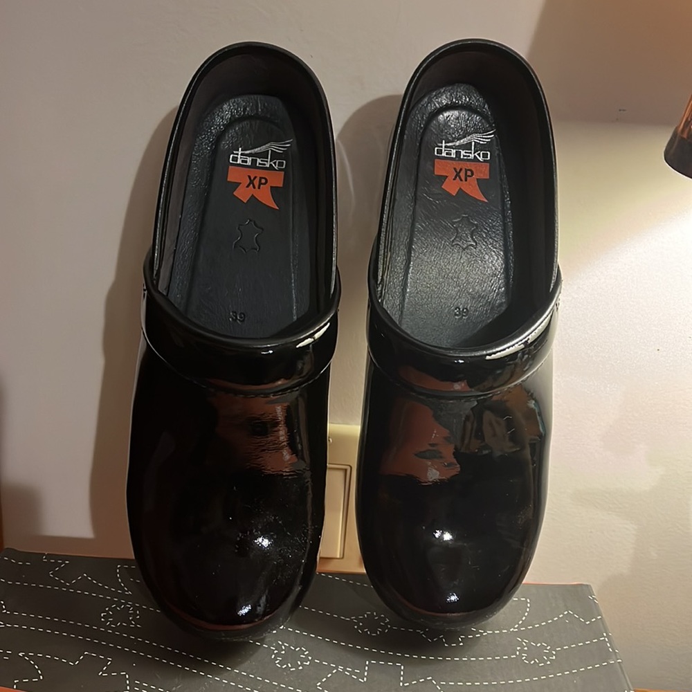 Dansko Pro XP Clogs - Picture 2 of 3